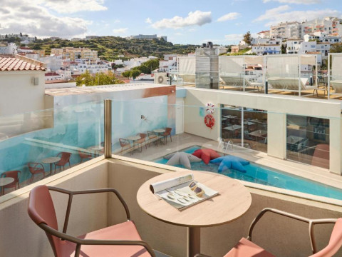Hotel Indigo Albufeira (ex. California Urban Beach) - Adults Only
