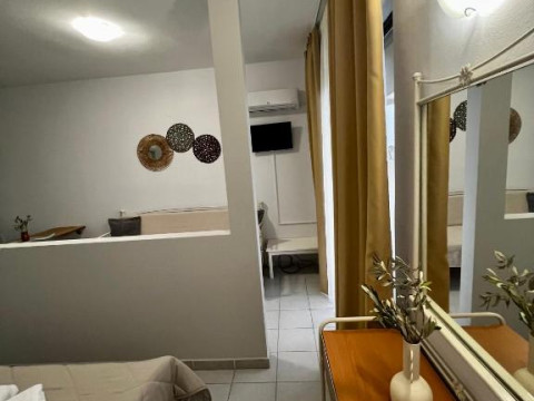 Hotel Ivory Serenity