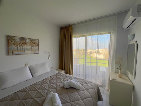 Hotel Ivory Serenity