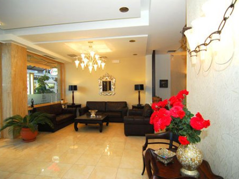Central Hotel