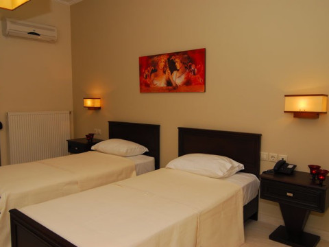Central Hotel