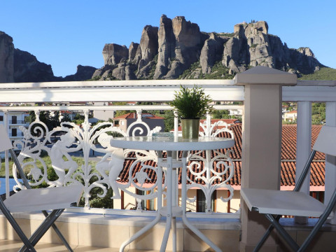 Hotel Kosta Famissi