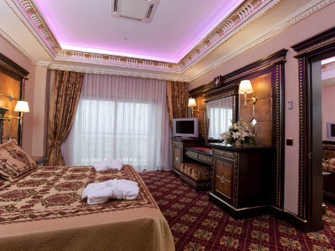 CLUB HOTEL SERA