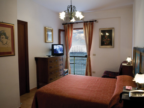 HOTEL LA RIVA