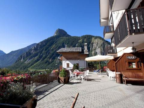 LA VALLEE BLANCHE HOTEL