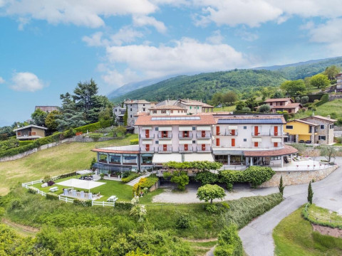 Hotel Laguna