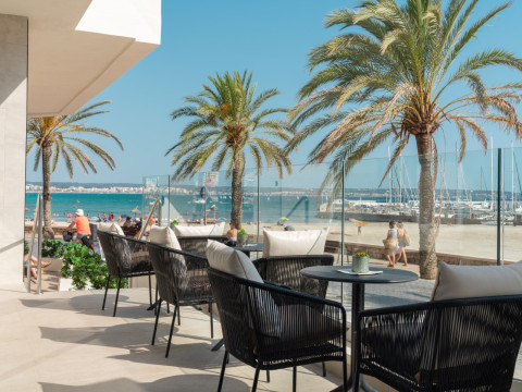Hotel Las Arenas