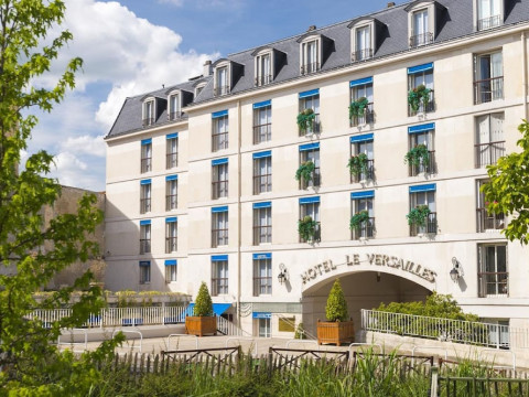 HOTEL LE VERSAILLES