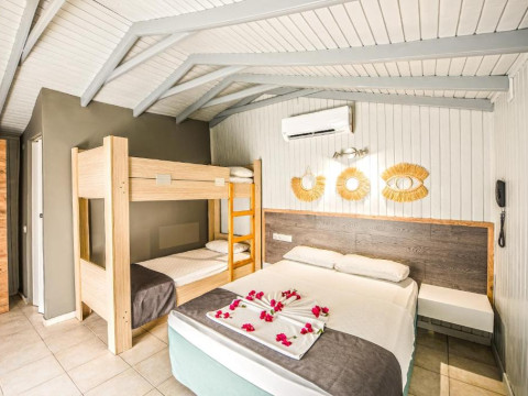 LEDA BEACH HOTEL