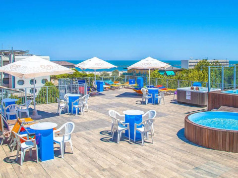 Hotel Leonardo