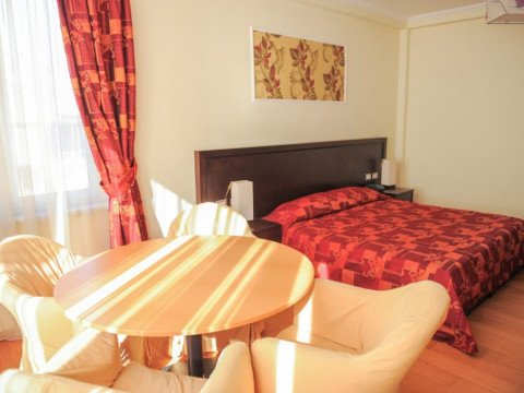 Hotel Leonardo