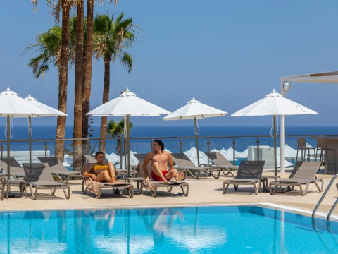 Hotel Leonardo Crystal Cove – Adults Only