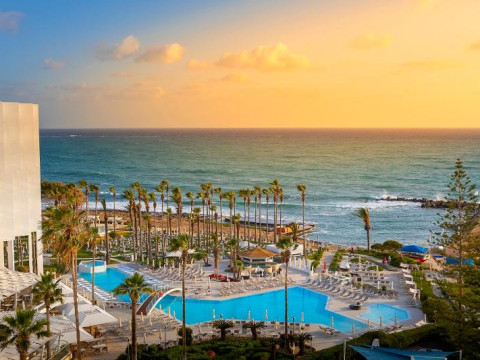 Hotel Leonardo Plaza Cypria Maris Beach Hotel & Spa
