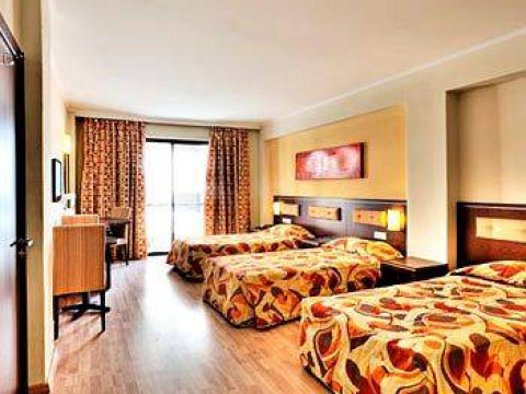 Hotel Livadhiotis City