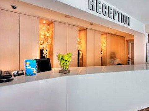 Hotel Livadhiotis City