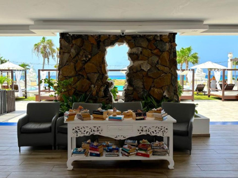 Hotel LIVVO Budha Beach