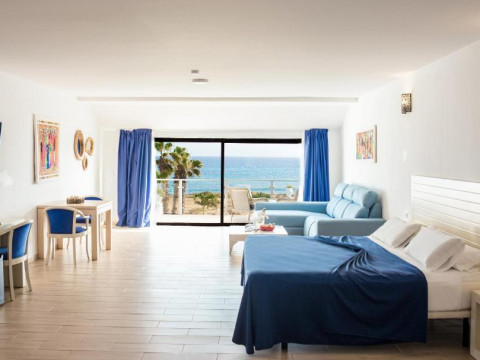 Hotel LIVVO Budha Beach