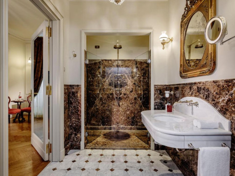Hotel Locarno