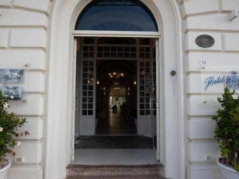 Hotel London