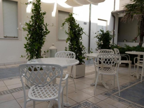 Hotel London