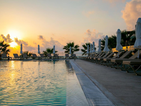Hotel Louis Paphos Breeze