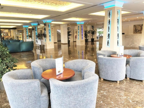 Hotel Luxor