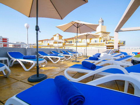 Hotel Mainake