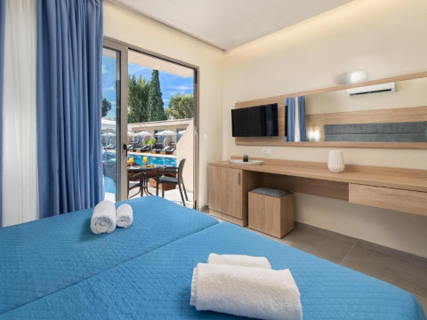 Hotel Marathon