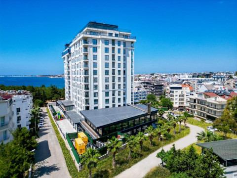 Hotel Maril Resort Beach & Spa