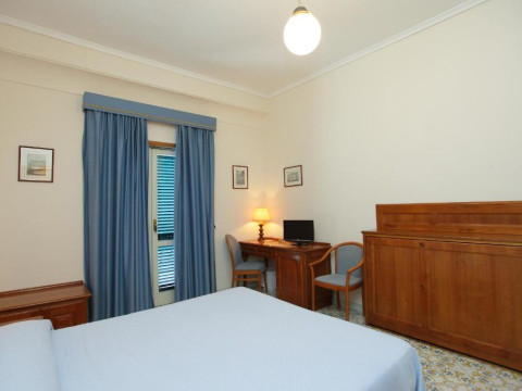 Hotel Mega Mare