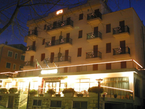 Hotel Monica