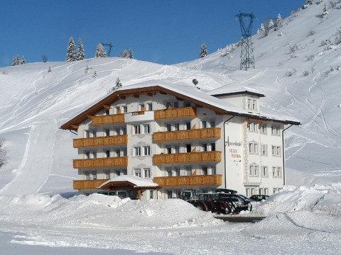 Hotel Monte Cherz