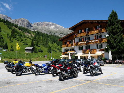 Hotel Monte Cherz