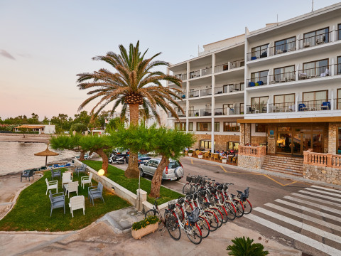 Hotel More