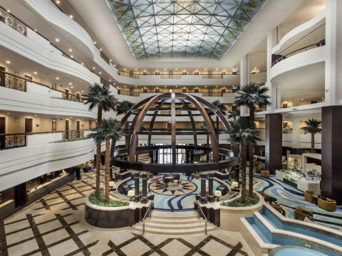 Hotel Movenpick Grand Al Bustan Dubai
