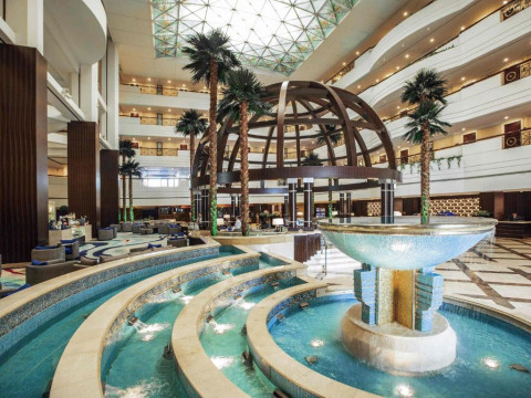 Hotel Movenpick Grand Al Bustan Dubai