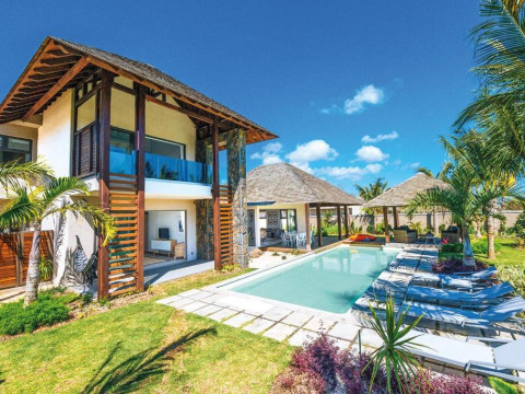 Hotel Mythic Suites & Villas by MJ Holidays