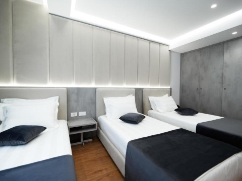 Hotel Naos Luxury