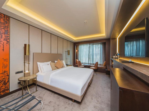 Hotel Naz City