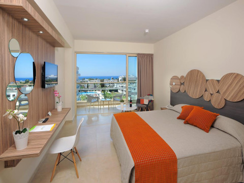Hotel Nelia Gardens