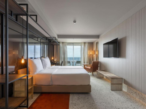 Hotel Next - Savoy Signature