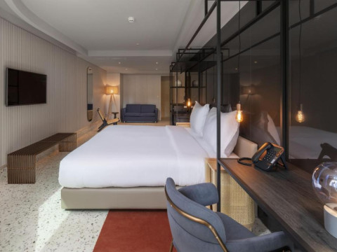 Hotel Next - Savoy Signature