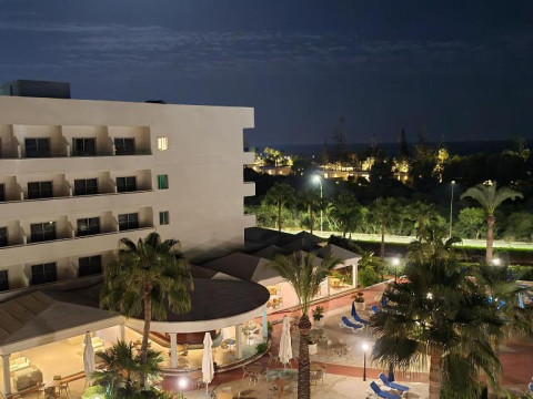 Hotel Nissiana & Bungalows
