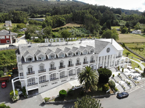 Hotel O Val Do Naseiro