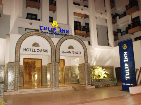Hotel Oasis