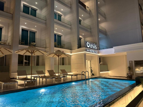 Hotel Oasis