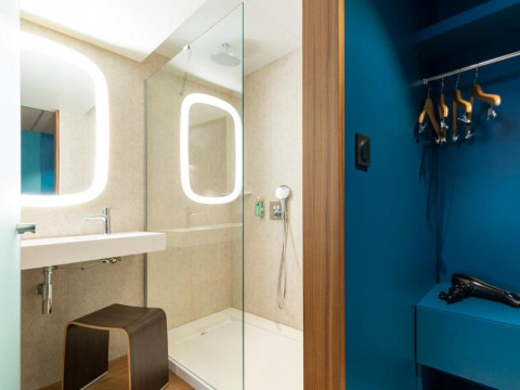 Hotel Oceania Paris Porte de Versailles