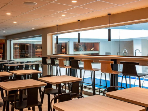 Hotel Oceania Paris Porte de Versailles