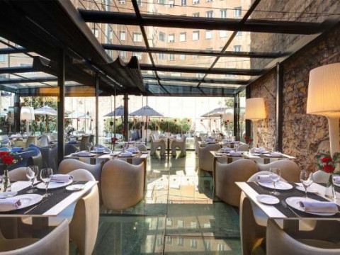 OLIVIA PLAZA HOTEL