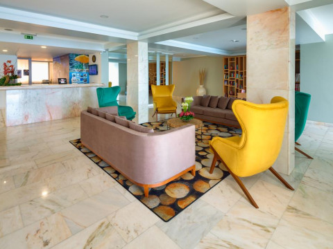 Hotel Orca Praia